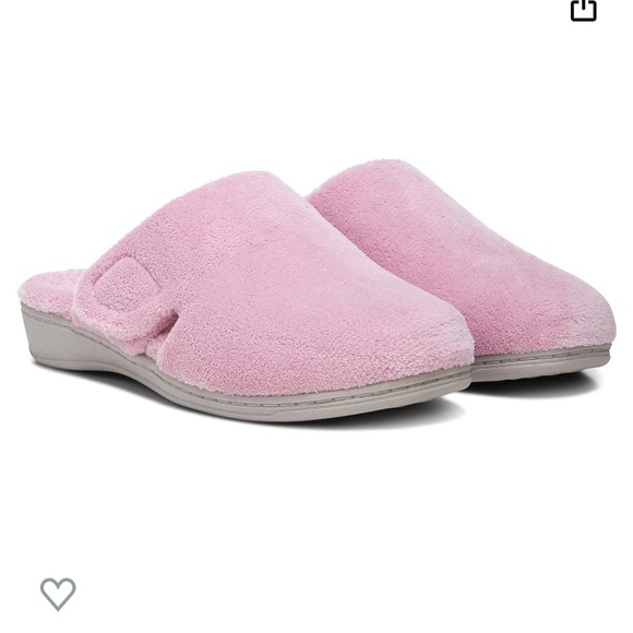 Vionic Women’s Gemma Mule Slipper - Picture 1 of 7